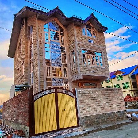 Home Stay In Srinagar Kashmir Srīnagar Exterior foto