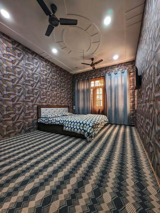 Home Stay In Srinagar Kashmir Srīnagar Exterior foto