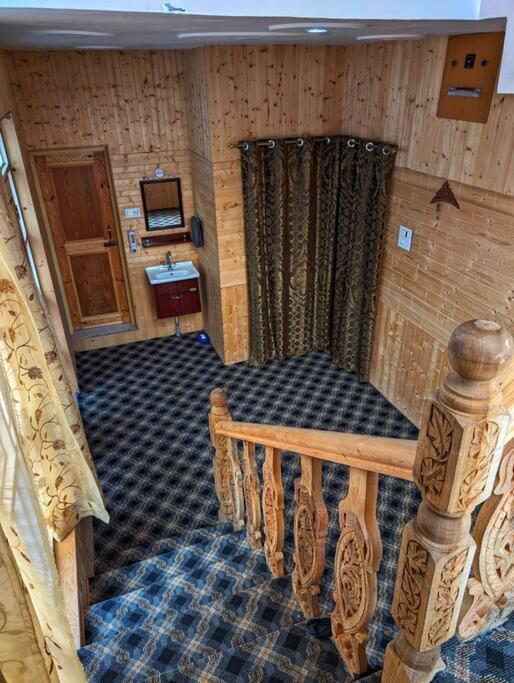 Home Stay In Srinagar Kashmir Srīnagar Exterior foto