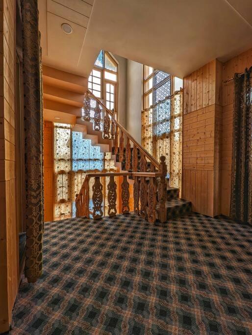 Home Stay In Srinagar Kashmir Srīnagar Exterior foto