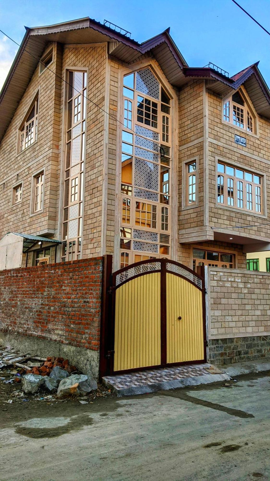 Home Stay In Srinagar Kashmir Srīnagar Exterior foto